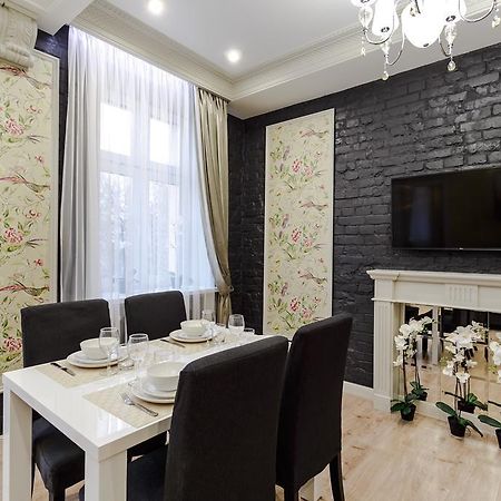 Royal Rent Minsk Apartment Bagian luar foto