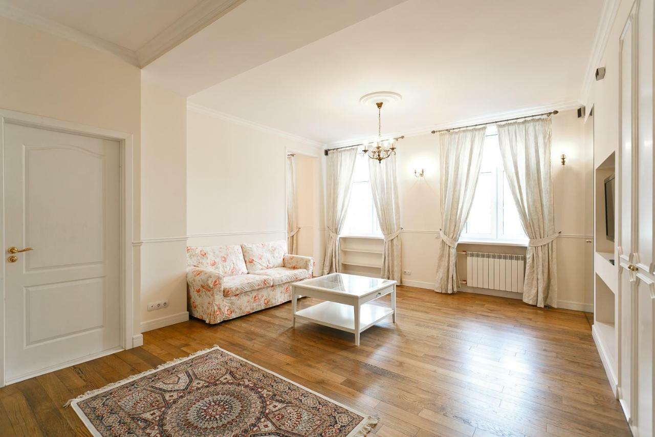 Royal Rent Minsk Apartment Bagian luar foto